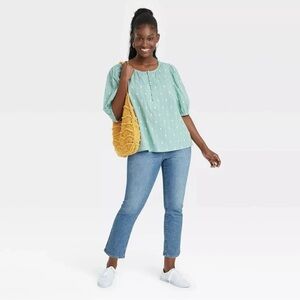 Universal Thread High Rise Slim Straight Jeans 16 / 33 S